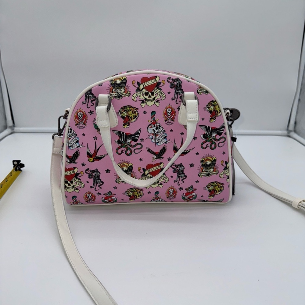 Ed Hardy Tattoo Women’s Skull & Roses Print Pink WeekenderCrossbodyShoulder Bag - Picture 12 of 13
